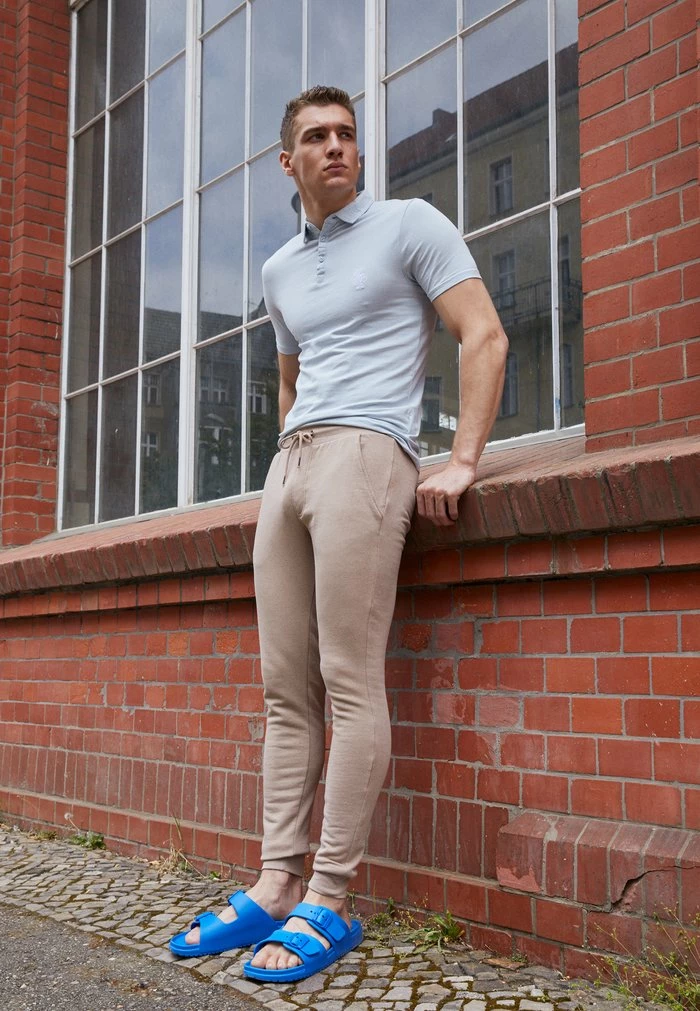 Brave Soul MARTELL - Tracksuit Bottoms - Stone