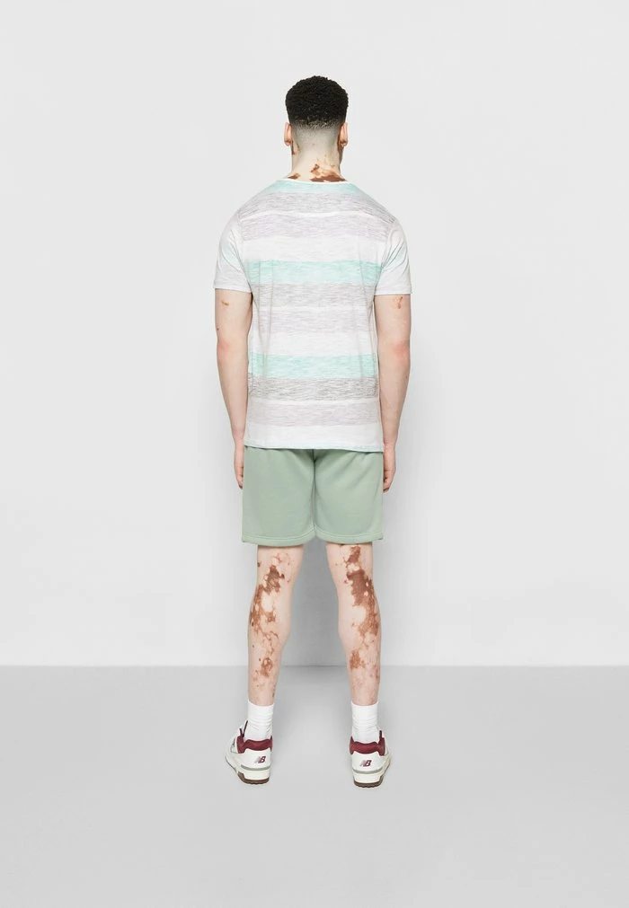 Brave Soul Print T-shirt - Optic White/purple/mint/black - Image 4