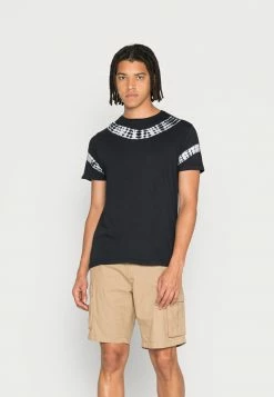 Brave Soul TRIDENT - Print T-shirt - Jet Black