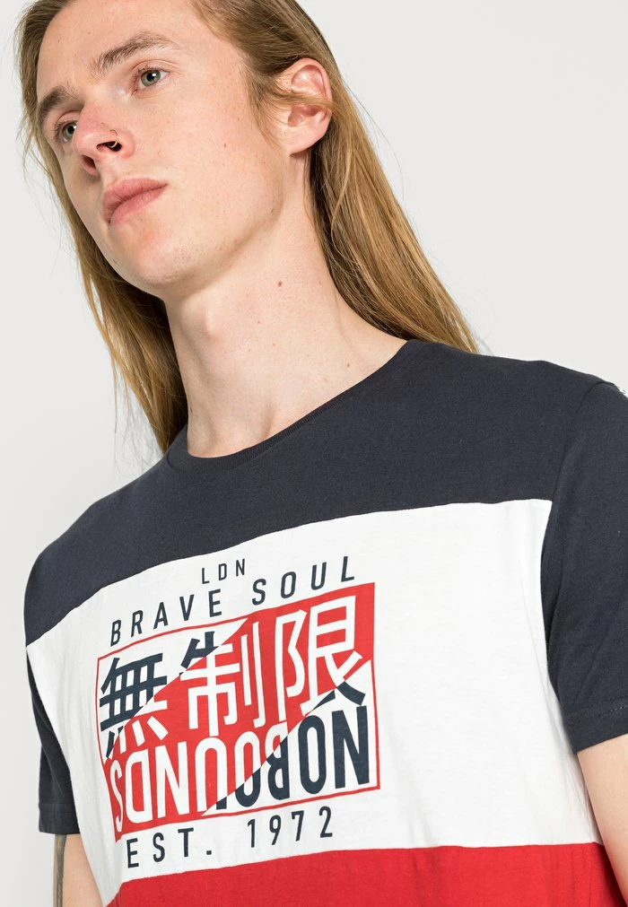 Brave Soul KONAN - Print T-shirt - Navy/optic White/red - Image 5