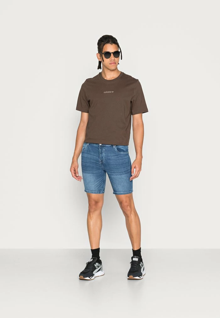 Brave Soul SIMON - Denim Shorts - Light Blue - Image 2