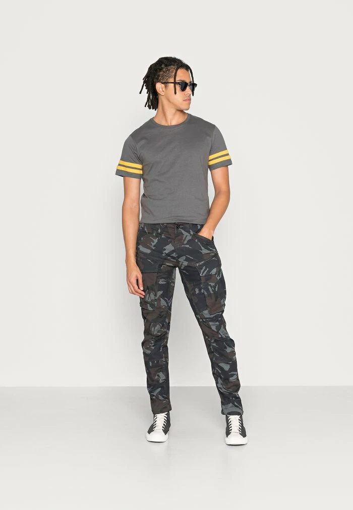 Brave Soul MANOLAS - Print T-shirt - Dark Charcoal/mustard - Image 2