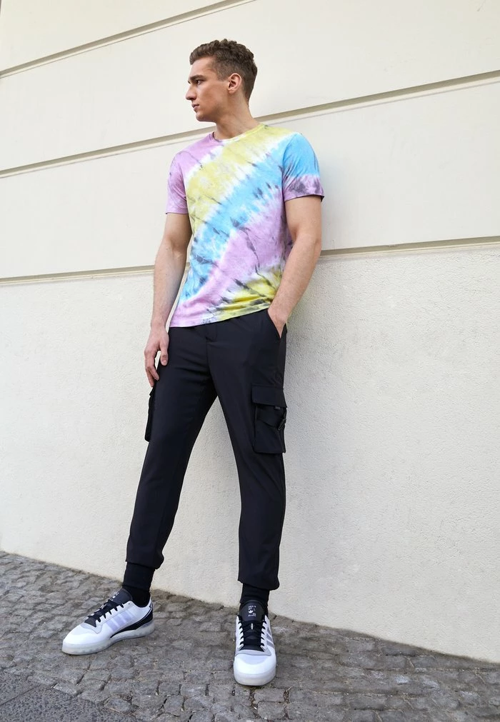 Brave Soul HERBET - Sports T-shirt - Yellow/ Green/ Turq/ Pink