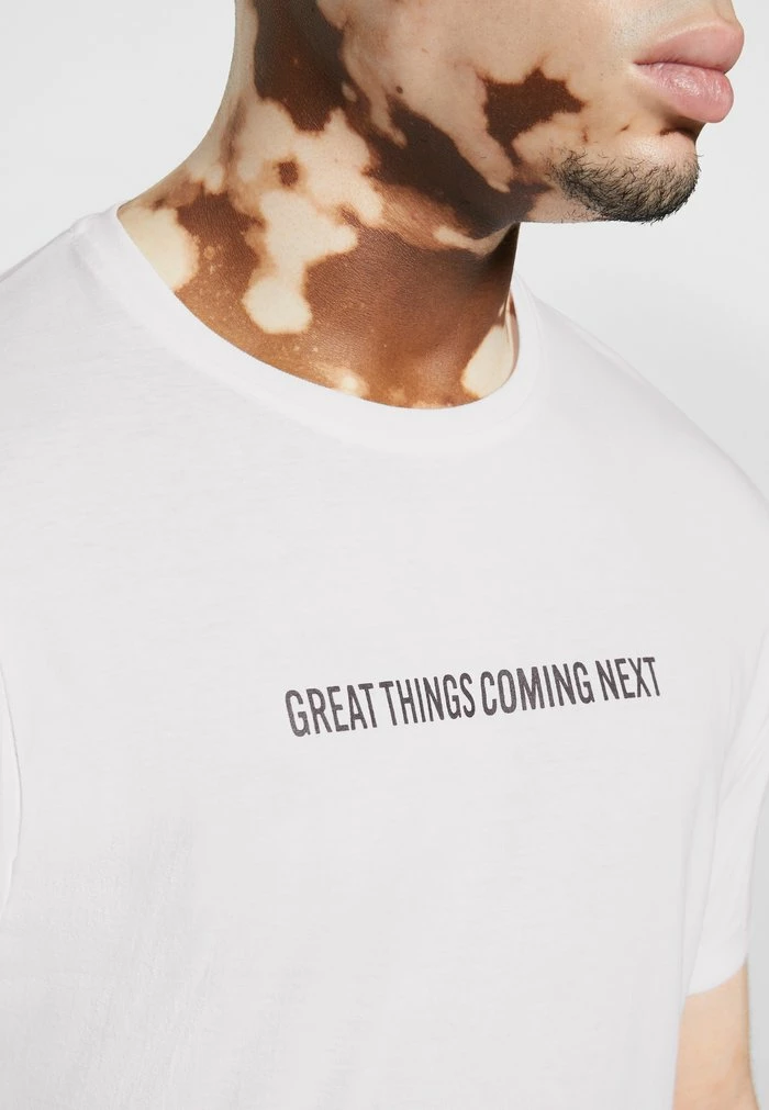 Brave Soul GREAT - Print T-shirt - Optic White/black - Image 7