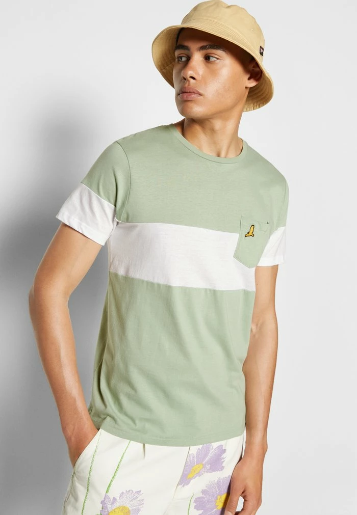 Brave Soul PIOUSC - Print T-shirt - Mint/optic White - Image 5