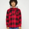 Brave Soul INGARO - Shirt - Red/jet Black