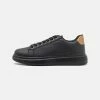 Brave Soul ROYALBLING - Trainers - Black