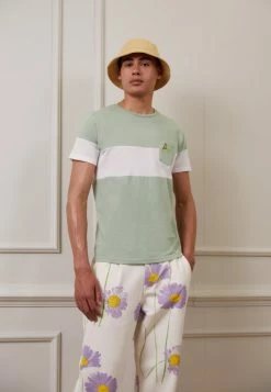 Brave Soul PIOUSC - Print T-shirt - Mint/optic White